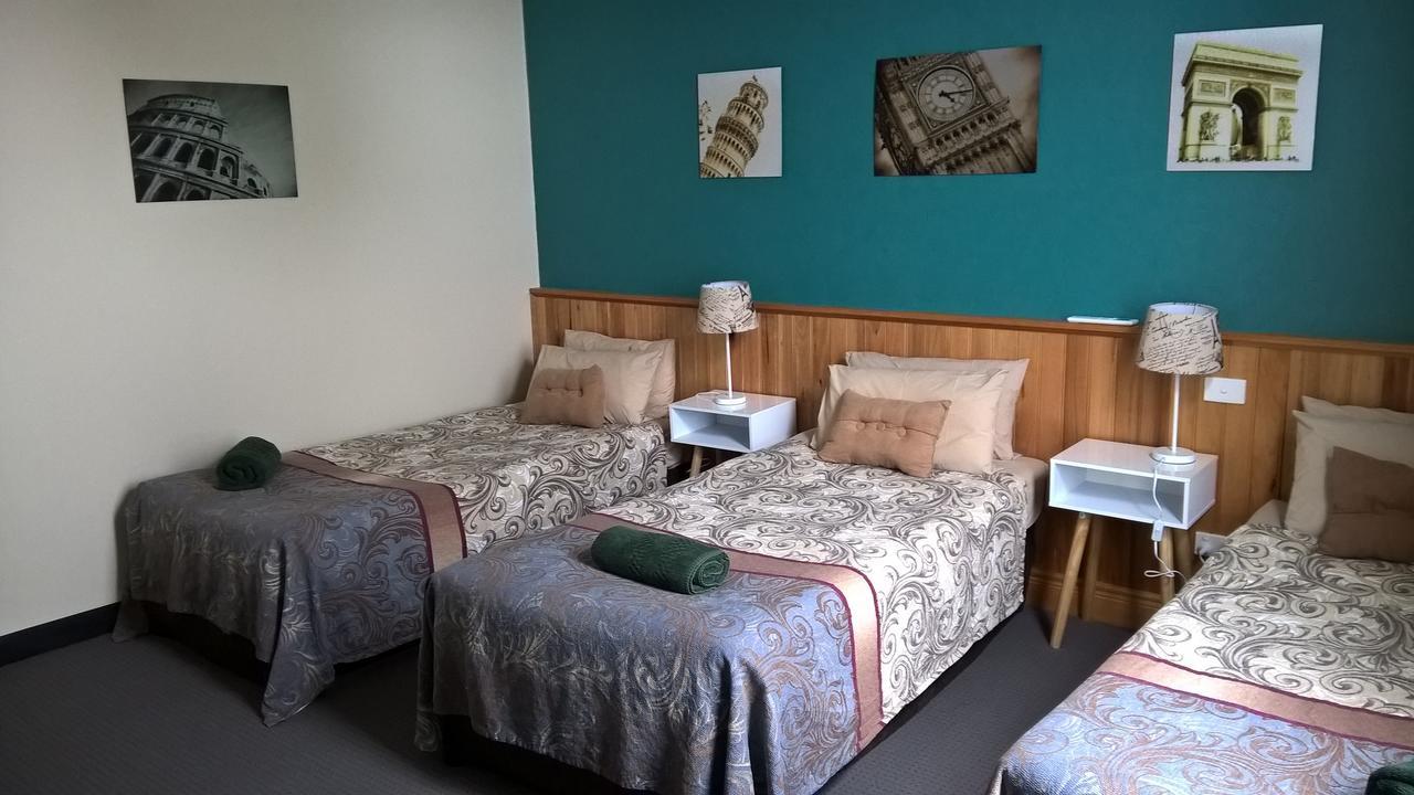Moe Motor Inn - Contactless 24 Hour Checkinn Available Εξωτερικό φωτογραφία